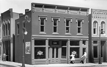 CVR Picture for Robert's Dry Goods