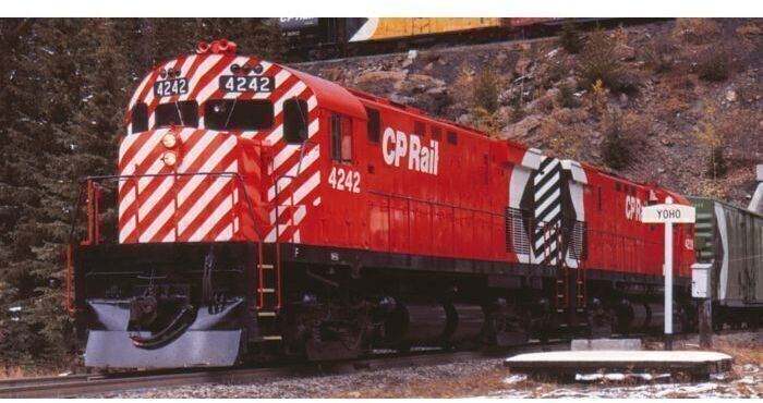 CVR Picture for C424 DRS-24c CPRail/MM5in #4239w/DS