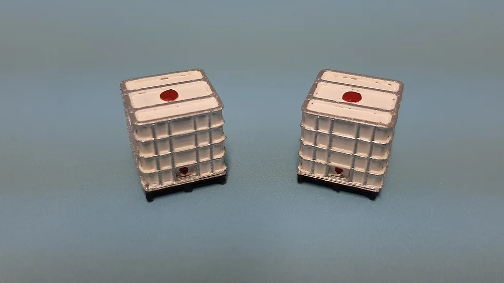 CVR Picture for IBC Container on skid /2