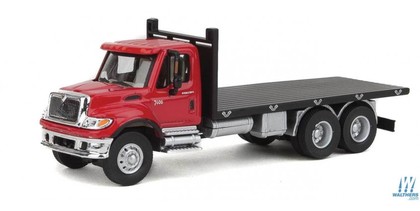 internationalr_7600_3-axle_flatbed_truck_assembled_949-11652_big.jpg