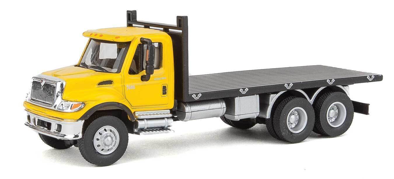 CVR Picture for IH 7600 3axle flatbed Yellow/blk